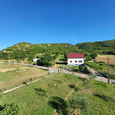 公寓 Zrmanja Riverside Oasis