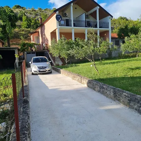 Zrmanja Riverside Oasis Bilisane