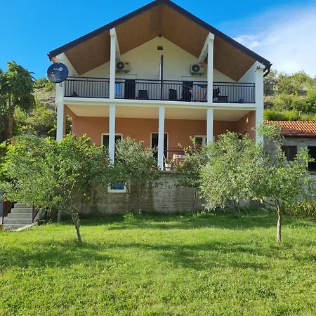 Apartament Zrmanja Riverside Oasis