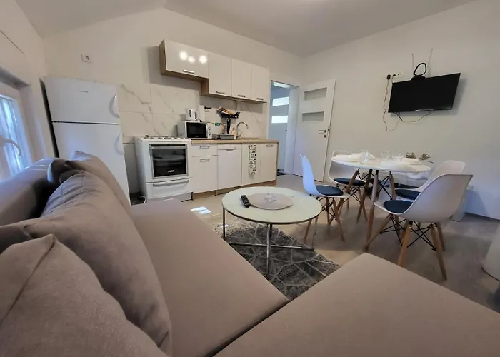 Appartement Zrmanja Riverside Oasis