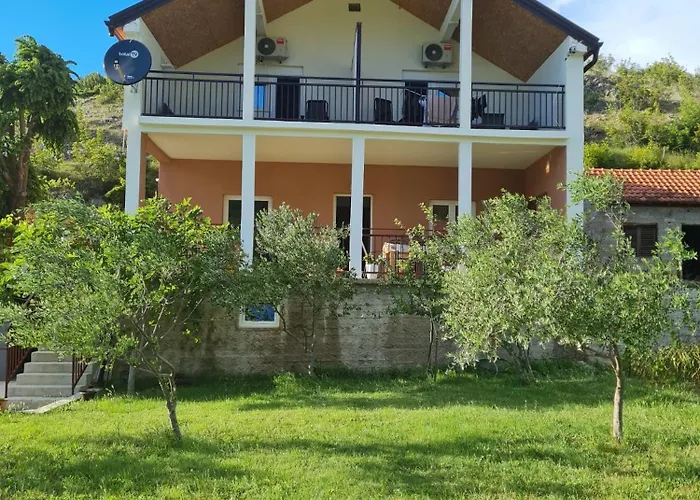 Апартаменты Zrmanja Riverside Oasis